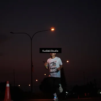Runner Photo 7842010
