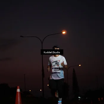 Runner Photo 7842012
