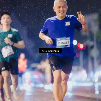 Runner Photo 7842068