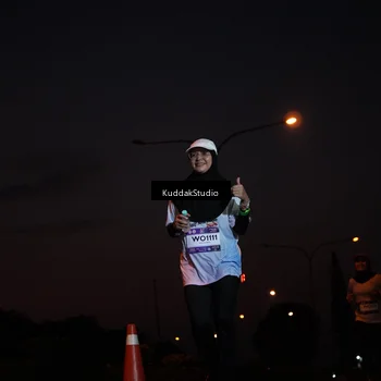 Runner Photo 7842092