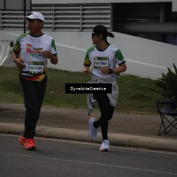 Runner Photo 7842100