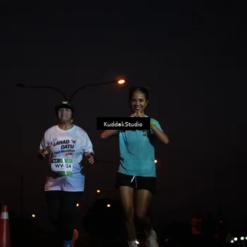 Runner Photo 7842105