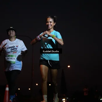 Runner Photo 7842112