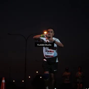 Runner Photo 7842124