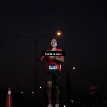 Runner Photo 7842135