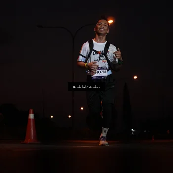 Runner Photo 7842142