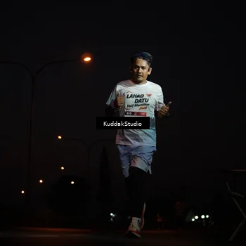 Runner Photo 7842182