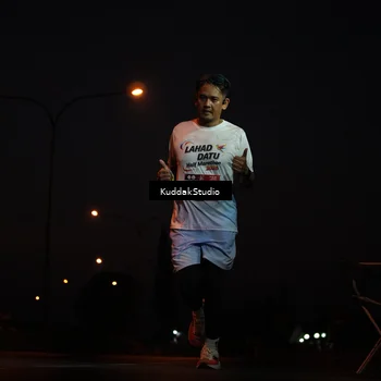 Runner Photo 7842184