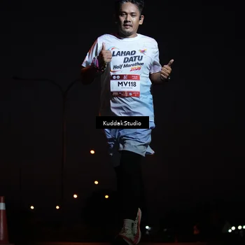 Runner Photo 7842188