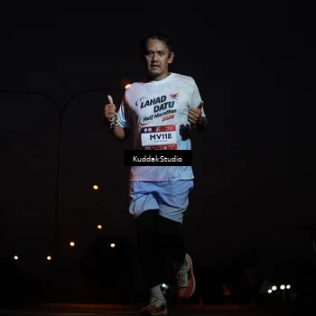 Runner Photo 7842189