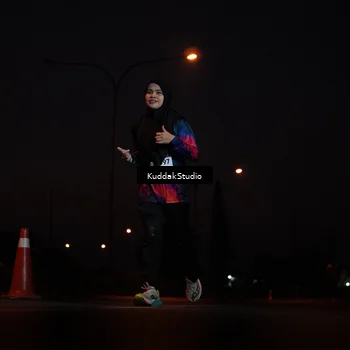 Runner Photo 7842200