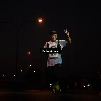 Runner Photo 7842206