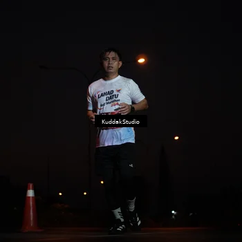 Runner Photo 7842210
