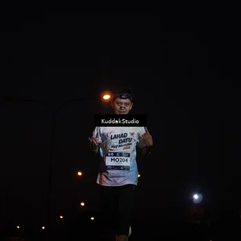 Runner Photo 7842285