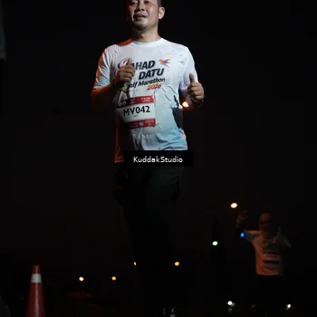 Runner Photo 7842332
