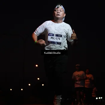 Runner Photo 7842338