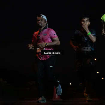 Runner Photo 7842401