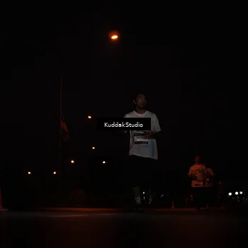 Runner Photo 7842472