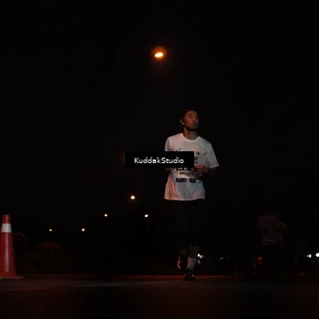Runner Photo 7842475