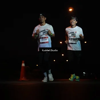 Runner Photo 7842488