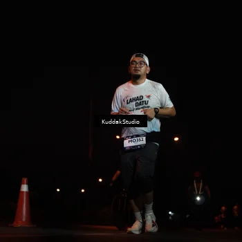 Runner Photo 7842495