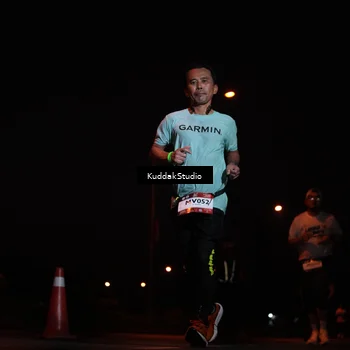 Runner Photo 7842496