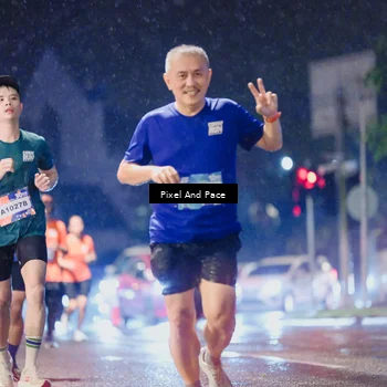 Runner Photo 7842529
