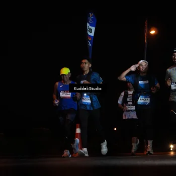 Runner Photo 7842769