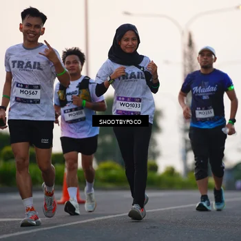 Runner Photo 7842780