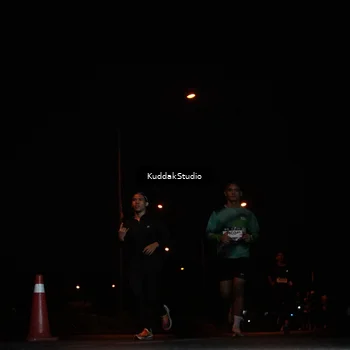Runner Photo 7842796