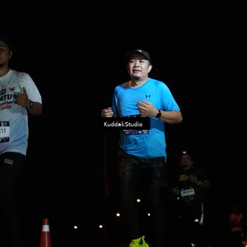 Runner Photo 7842842