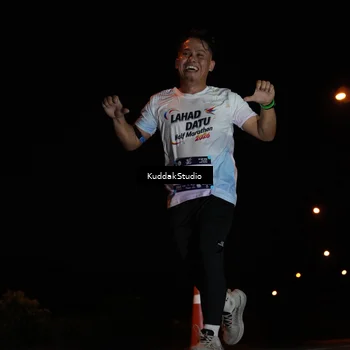 Runner Photo 7842910