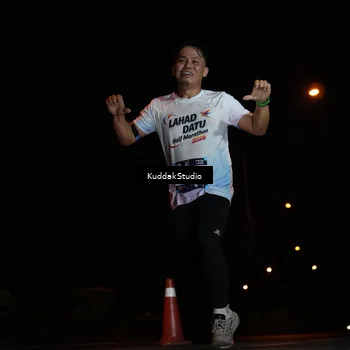 Runner Photo 7842913