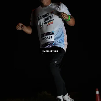 Runner Photo 7842914