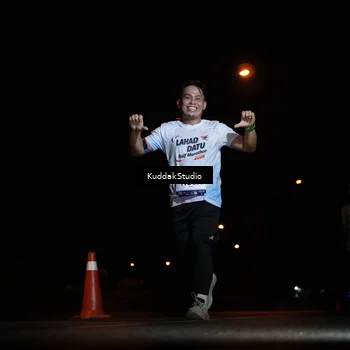 Runner Photo 7842921