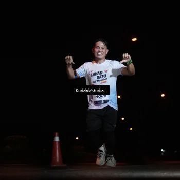 Runner Photo 7842922
