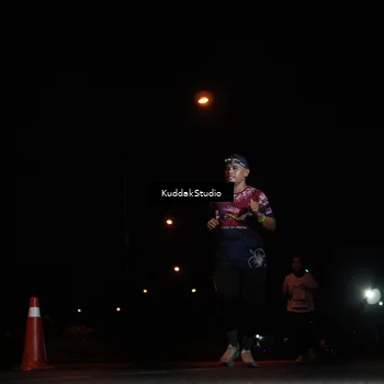 Runner Photo 7842975