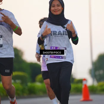 Runner Photo 7842976