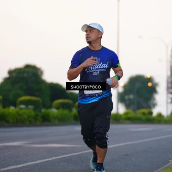 Runner Photo 7843031