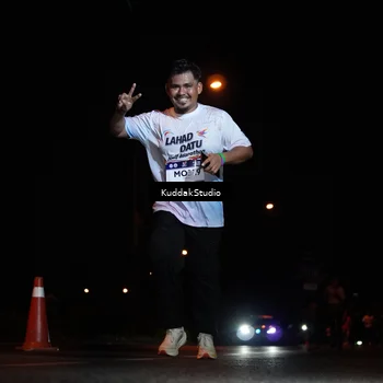 Runner Photo 7843039