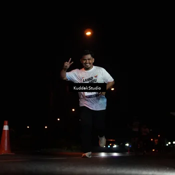 Runner Photo 7843042