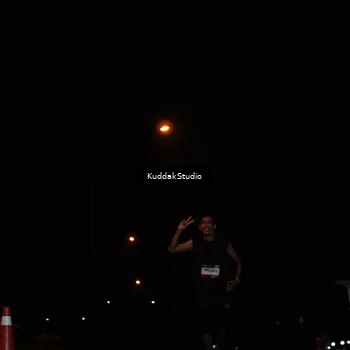 Runner Photo 7843106