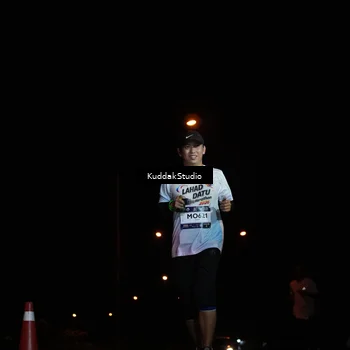 Runner Photo 7843169