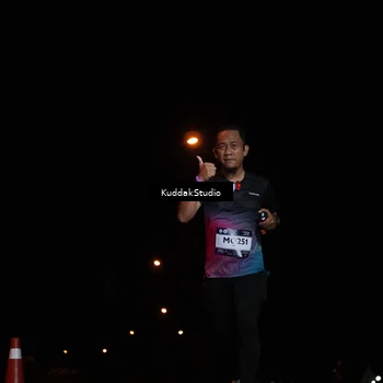 Runner Photo 7843185