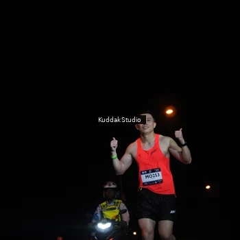 Runner Photo 7843316