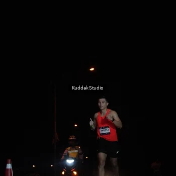 Runner Photo 7843323