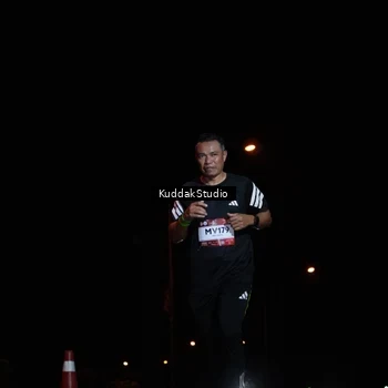 Runner Photo 7843347