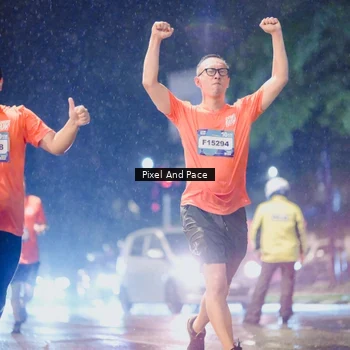 Runner Photo 7843375