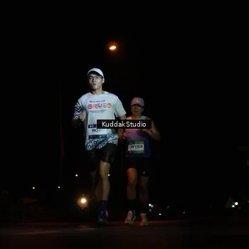 Runner Photo 7843376