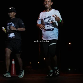 Runner Photo 7843380